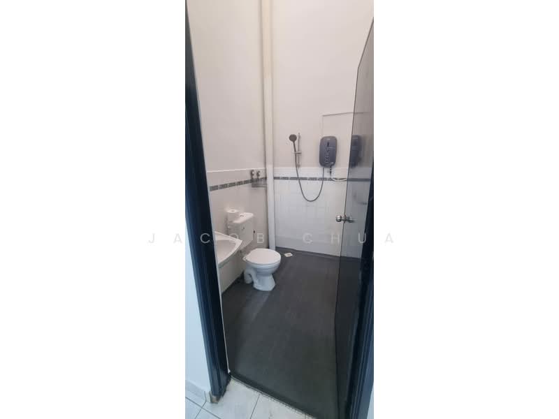 1-storey Terraced House for Rent in Johor Bahru (Johor) - Jacob Chua - Bathroom - PropertyGuru.com.my