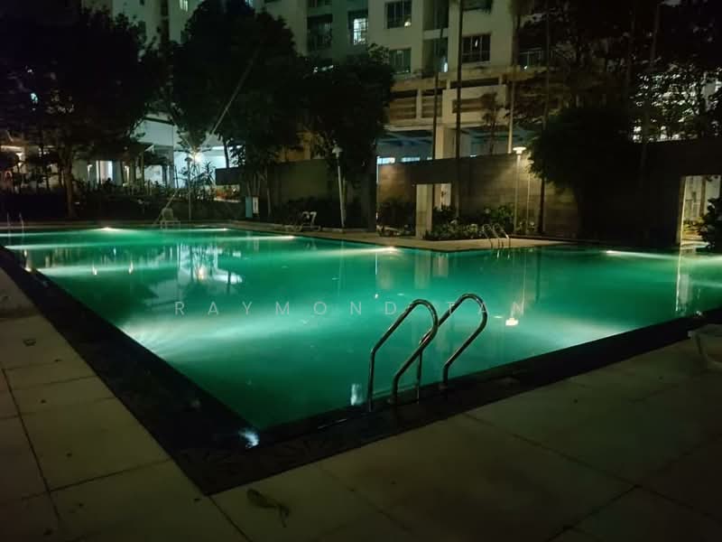 Servis Apartment untuk Disewa di Metropolitan Square - Raymond Tan - Pool - PropertyGuru.com.my