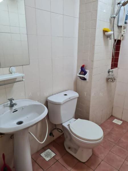 Service Residence for Rent at Metropolitan Square Service Residence - Raymond Tan - Bathroom - PropertyGuru.com.my