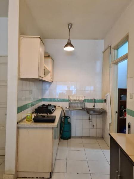 Service Residence for Rent at Metropolitan Square Service Residence - Raymond Tan - Kitchen - PropertyGuru.com.my