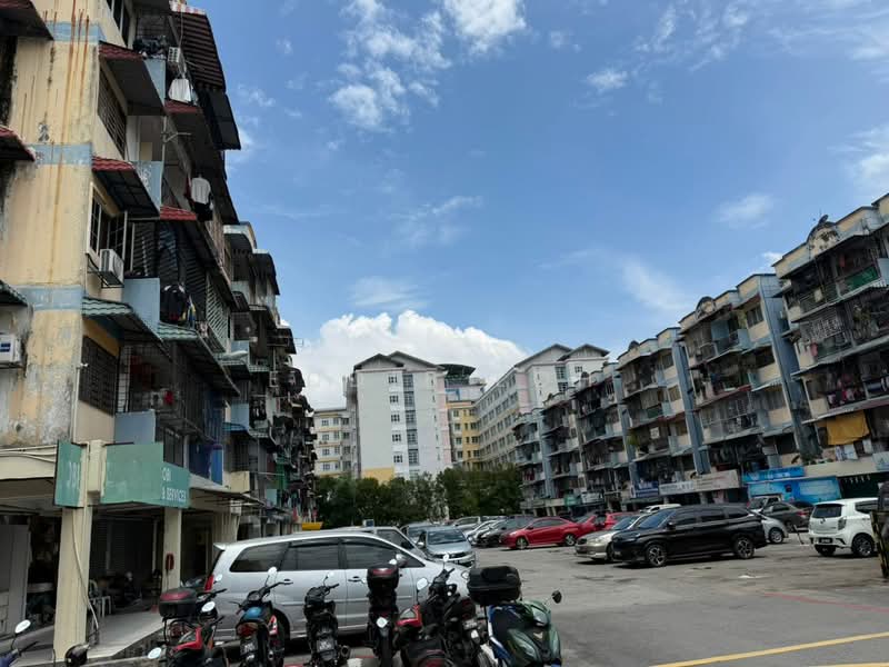 Flat for Sale at Pandan Mewah - Eddie Loh - Exterior - PropertyGuru.com.my