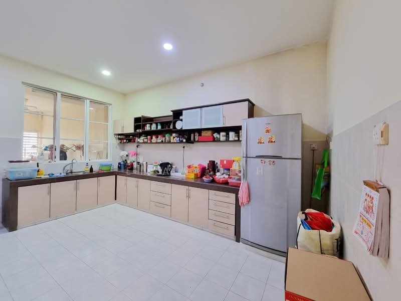 Rumah Berkembar untuk Dijual di Bandar Puteri Puchong (Puchong) - Evan Goh - Kitchen - PropertyGuru.com.my