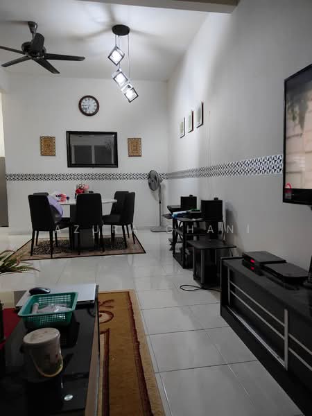 Rumah Teres 2 Tingkat untuk Dijual di Butterworth (Penang) - Azura Ghani - Living Room - PropertyGuru.com.my