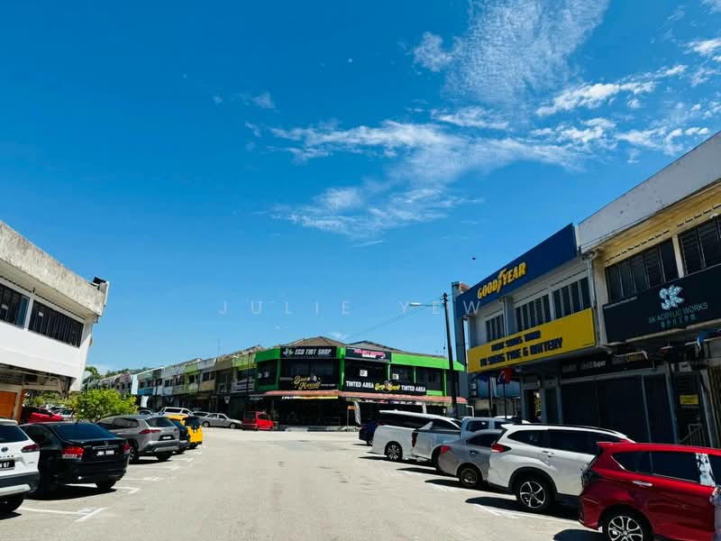 Kedai / Pejabat untuk Disewa di Taman Johor Jaya (Johor Bahru) - Julie Yew - Exterior - PropertyGuru.com.my
