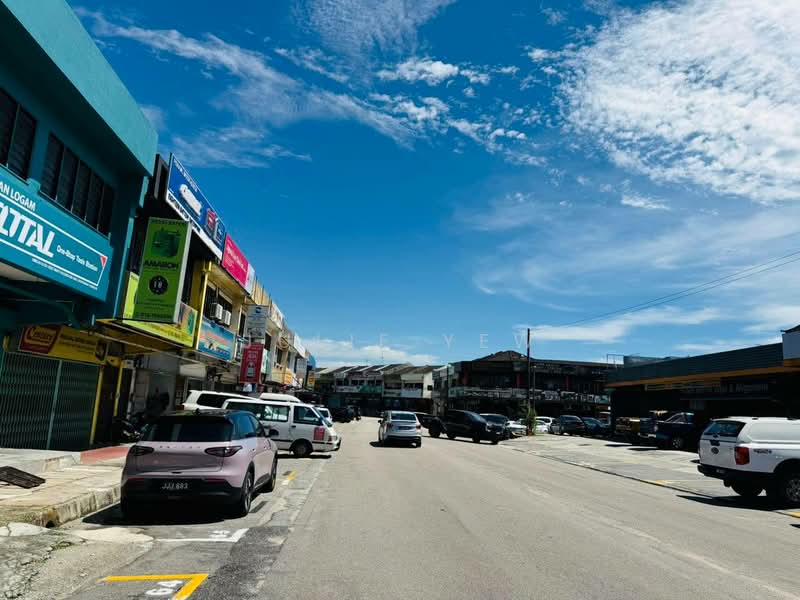 Kedai / Pejabat untuk Disewa di Taman Johor Jaya (Johor Bahru) - Julie Yew - Exterior - PropertyGuru.com.my