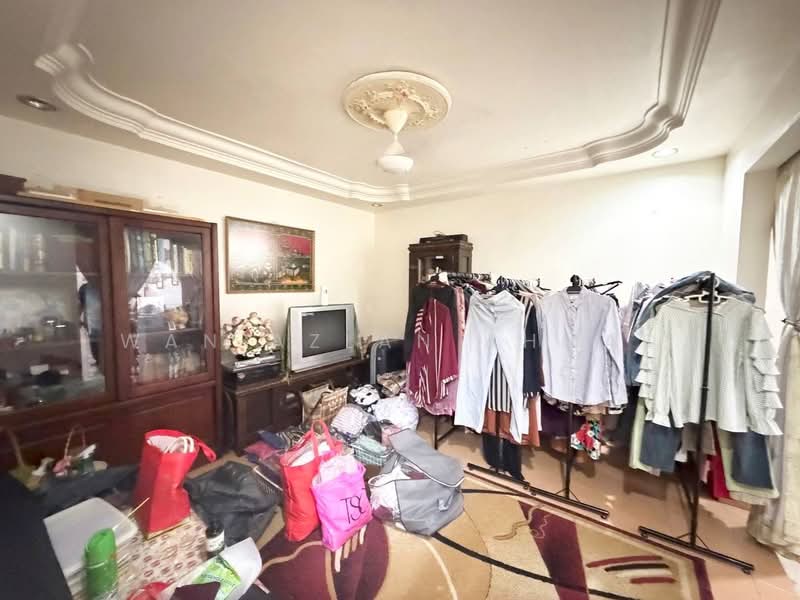 2-storey Terraced House for Sale in Seksyen 24 (Shah Alam) - Wan Azlan Ahmad - PropertyGuru.com.my