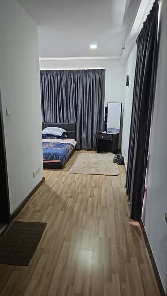 Condominium for Sale at Shaftsbury Residence - ZF Chua - Bedroom - PropertyGuru.com.my