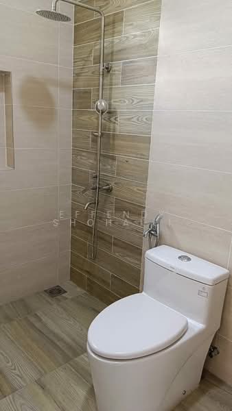 Bungalow for Sale in Taman Sikamat (Seremban) - Effendy Shohaili - Bathroom - PropertyGuru.com.my