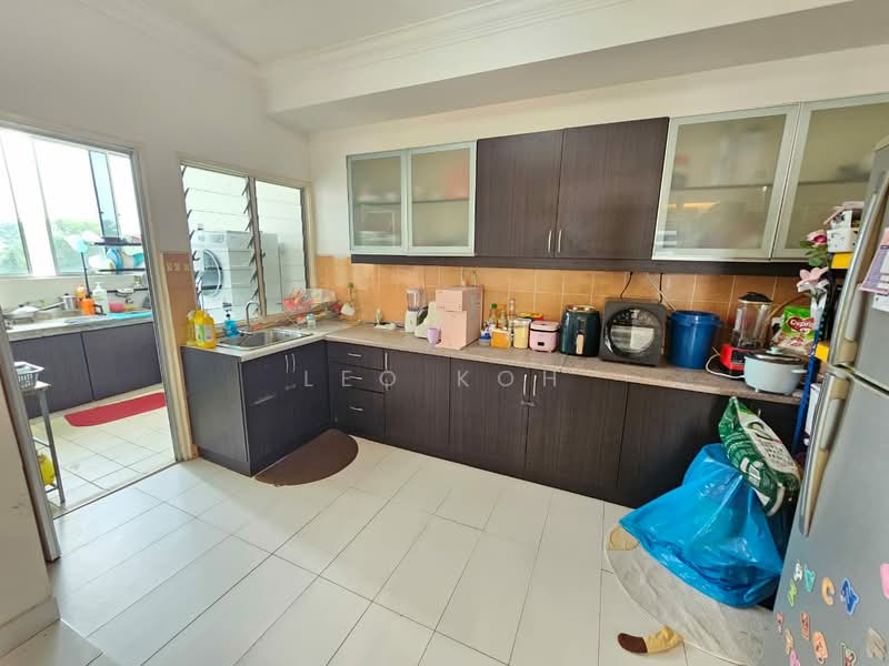 Pangsapuri untuk Dijual di Villa Pavilion - Leo Koh - Kitchen - PropertyGuru.com.my