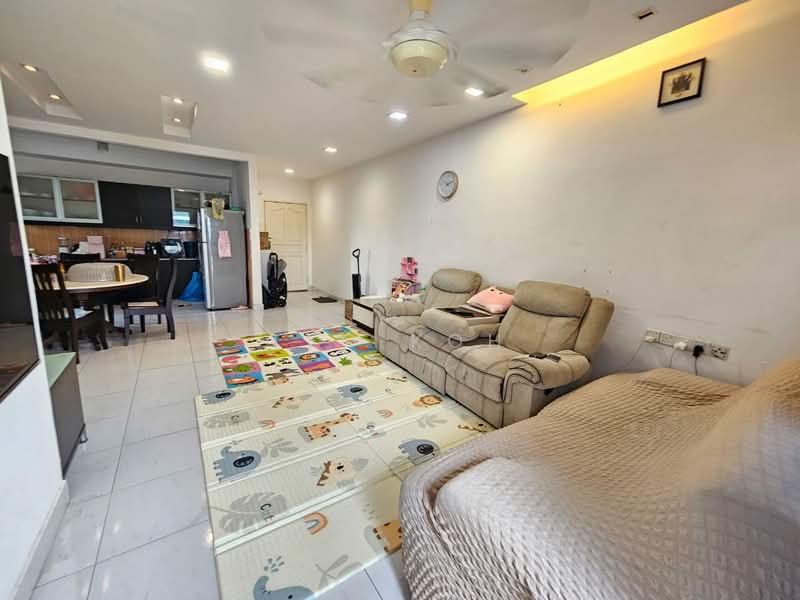 Pangsapuri untuk Dijual di Villa Pavilion - Leo Koh - Living Room - PropertyGuru.com.my