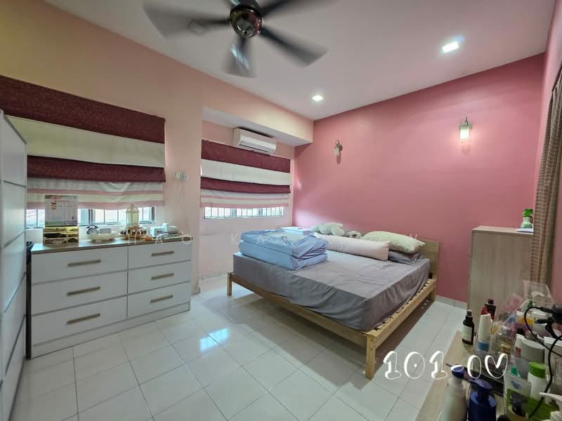 2-storey Terraced House for Sale in Taman Pendamar Indah (Klang) - Hao Kai Khaw - Bedroom - PropertyGuru.com.my