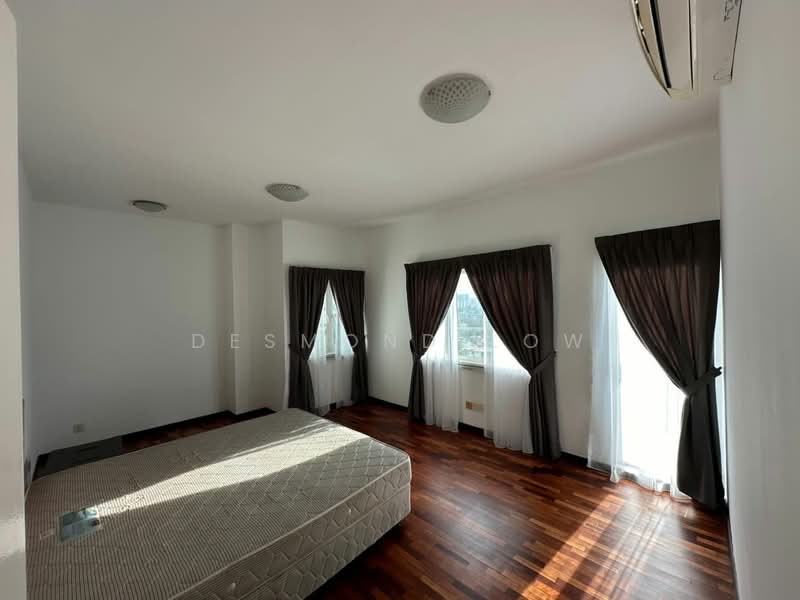 Kondominium untuk Disewa di Bukit Robson Condominium - Desmond Low - Bedroom - PropertyGuru.com.my