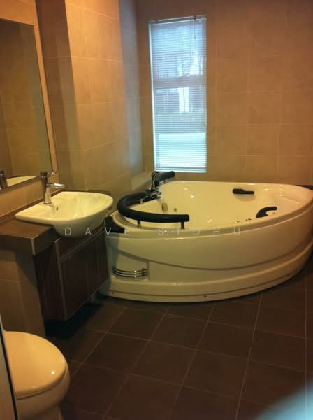 Kondominium untuk Dijual di Taragon Puteri YKS - Dave Sidhu - Bathroom - PropertyGuru.com.my