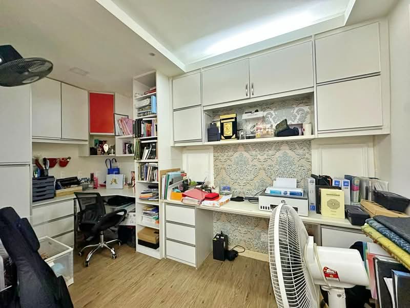 2-storey Terraced House for Sale in Bandar Sri Damansara (Selangor) - Effendy Shohaili - Study - PropertyGuru.com.my