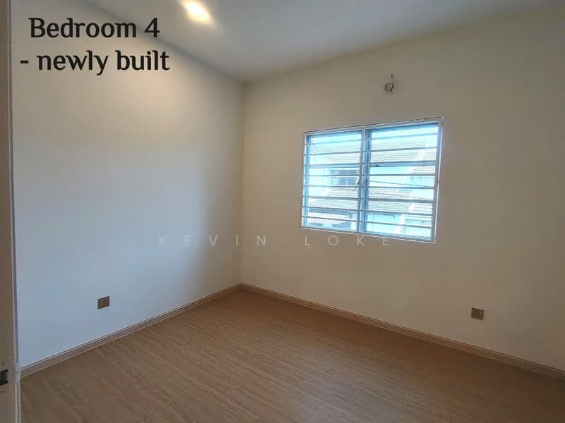 Rumah Teres 2.5 Tingkat untuk Dijual di Taman Puncak Saujana (Kajang) - Kevin Loke - Bedroom - PropertyGuru.com.my