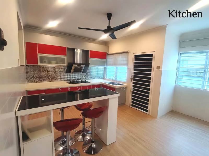 Rumah Teres 2.5 Tingkat untuk Dijual di Taman Puncak Saujana (Kajang) - Kevin Loke - Kitchen - PropertyGuru.com.my