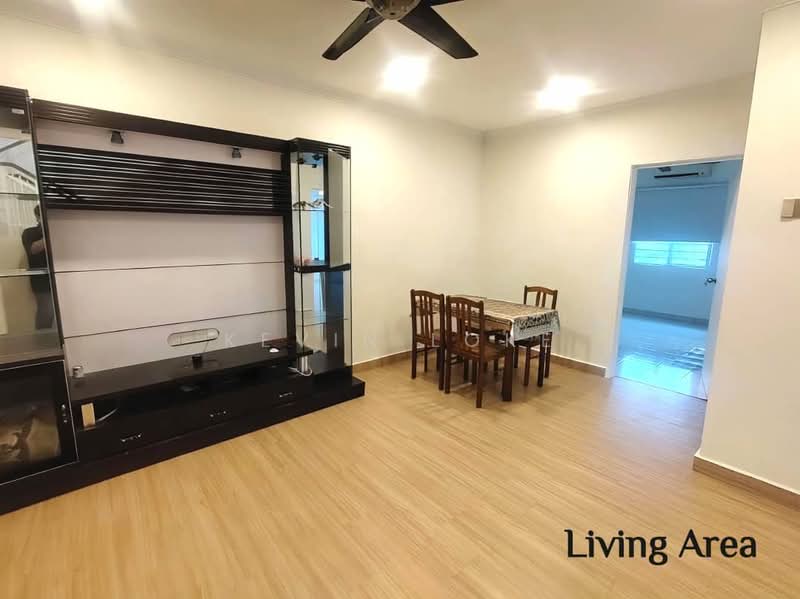 Rumah Teres 2.5 Tingkat untuk Dijual di Taman Puncak Saujana (Kajang) - Kevin Loke - Living Room - PropertyGuru.com.my
