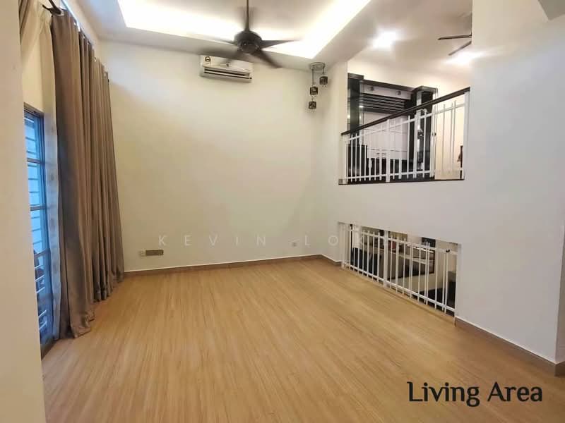 Rumah Teres 2.5 Tingkat untuk Dijual di Taman Puncak Saujana (Kajang) - Kevin Loke - Living Room - PropertyGuru.com.my