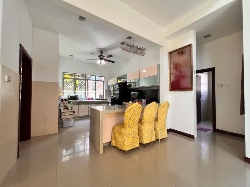 Bungalow for Sale in Setia Eco Park (Setia Alam) - Steven Tey - Kitchen - PropertyGuru.com.my