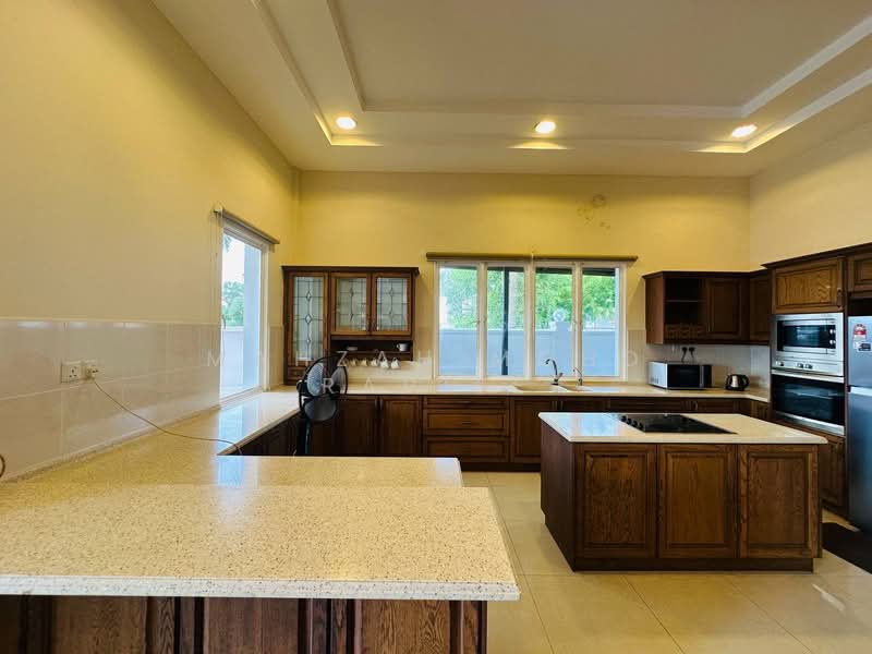 Rumah Banglo untuk Dijual di Port Dickson (Negeri Sembilan) - Mahzah Mohd Rapiee - Kitchen - PropertyGuru.com.my