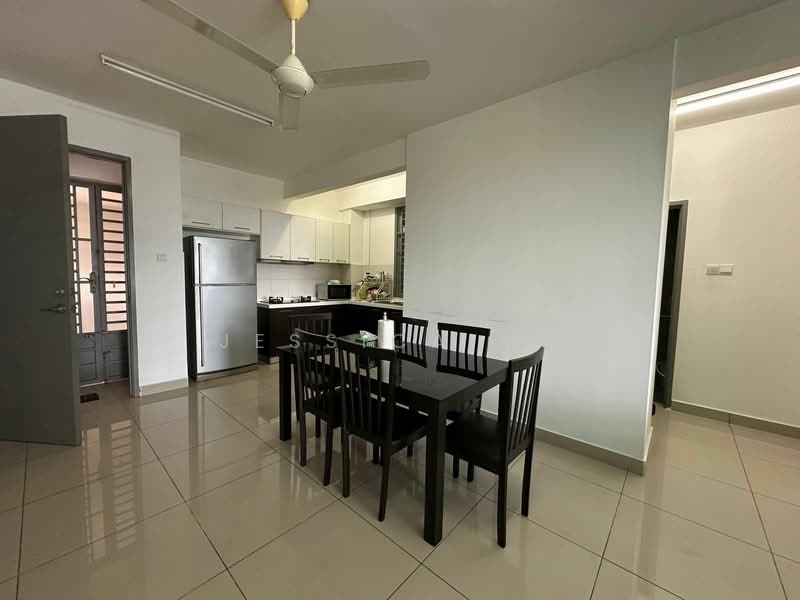 Servis Apartment untuk Disewa di D'Ambience Residences (Pangsapuri Ikatan Flora) - Jessica Ma - Kitchen - PropertyGuru.com.my