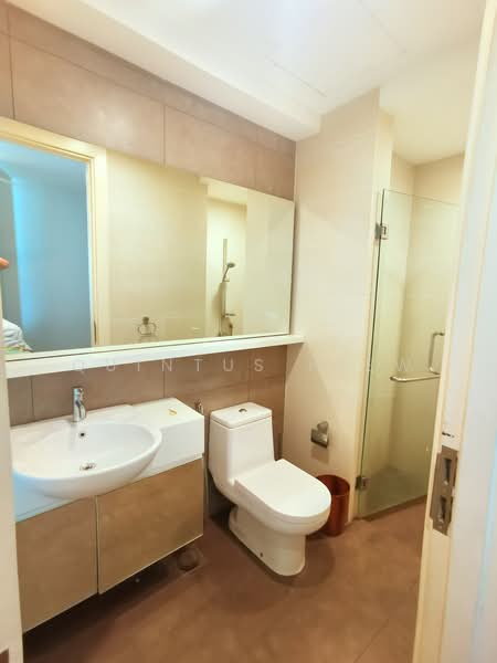 Kondominium untuk Disewa di Seni Mont Kiara - Quintus Hiew - Bathroom - PropertyGuru.com.my