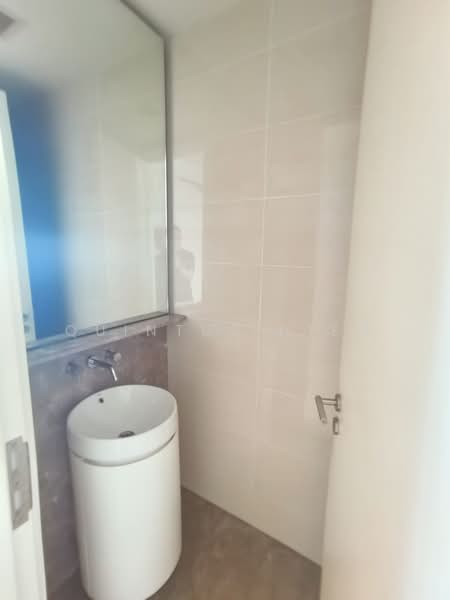 Kondominium untuk Disewa di Seni Mont Kiara - Quintus Hiew - Bathroom - PropertyGuru.com.my