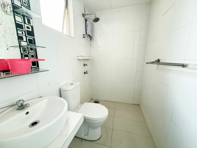 Kondominium untuk Dijual di Mentari Kondominium - Kaeryn Wong - Bathroom - PropertyGuru.com.my