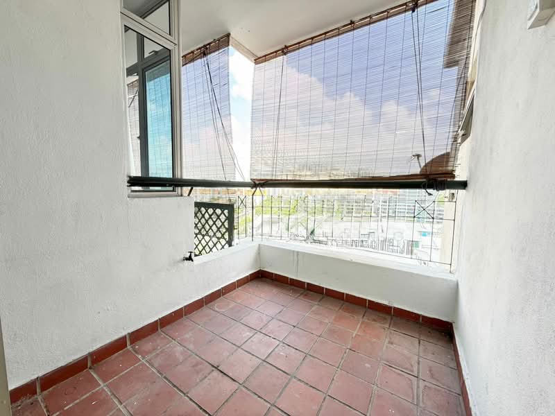 Kondominium untuk Dijual di Mentari Kondominium - Kaeryn Wong - Balcony - PropertyGuru.com.my