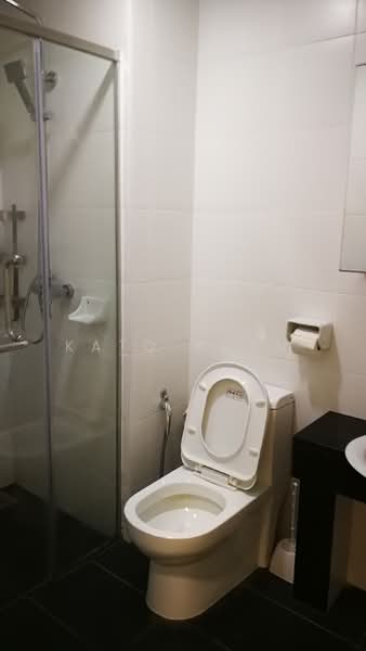 Condominium for Rent at Encorp Strand Residence - Kato Kuan - Bathroom - PropertyGuru.com.my
