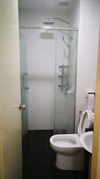 Condominium for Rent at Encorp Strand Residence - Kato Kuan - Bathroom - PropertyGuru.com.my