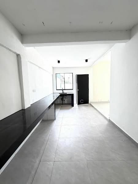 Semi-Detached House for Sale in Taman Megah Ria (Masai) - Fennie Chua - Kitchen - PropertyGuru.com.my