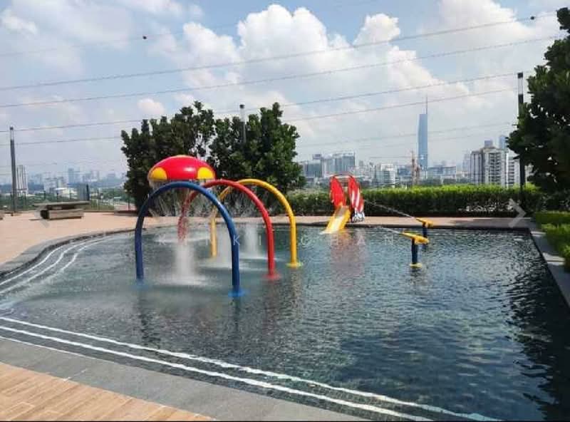 Servis Apartment untuk Disewa di M Vertica - KINKI CHAN - Pool - PropertyGuru.com.my