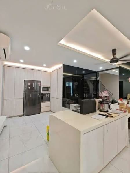 Semi-Detached House for Sale in Setia Utama (Setia Alam) - Jennie Chew - Kitchen - PropertyGuru.com.my