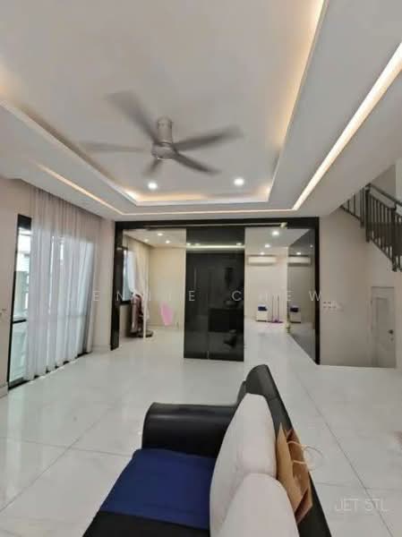 Semi-Detached House for Sale in Setia Utama (Setia Alam) - Jennie Chew - Living Room - PropertyGuru.com.my