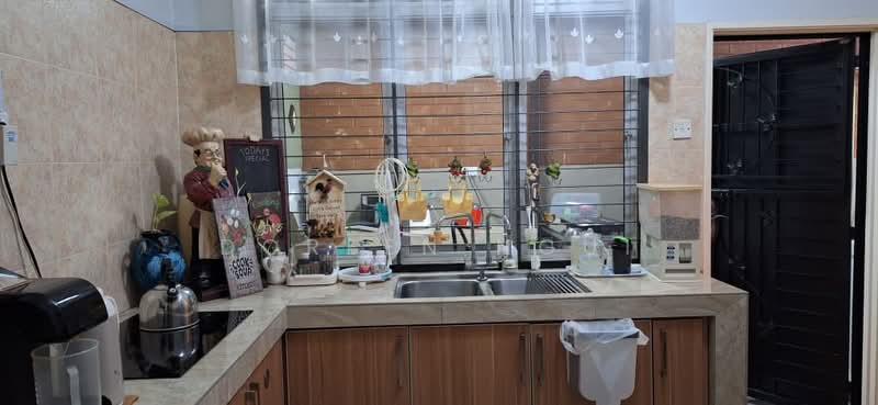 Semi-Detached House for Sale in Kota Kemuning (Shah Alam) - Doreen Ngui - Kitchen - PropertyGuru.com.my
