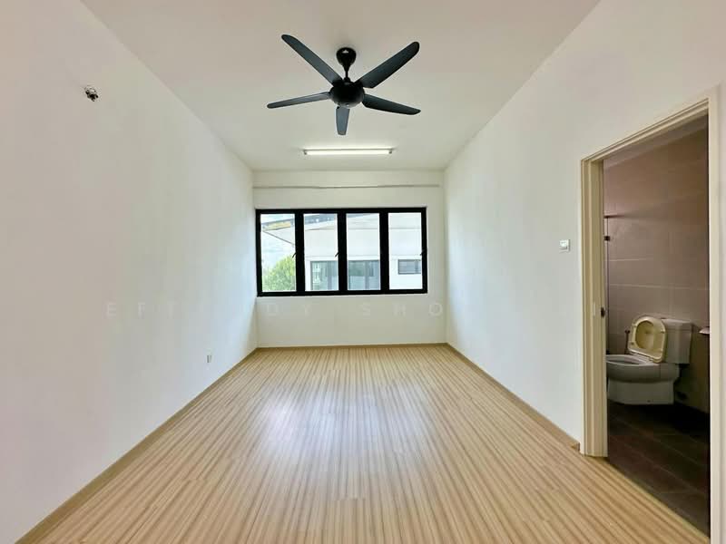Semi-Detached House for Sale in Kajang Perdana (Kajang) - Effendy Shohaili - Bathroom - PropertyGuru.com.my