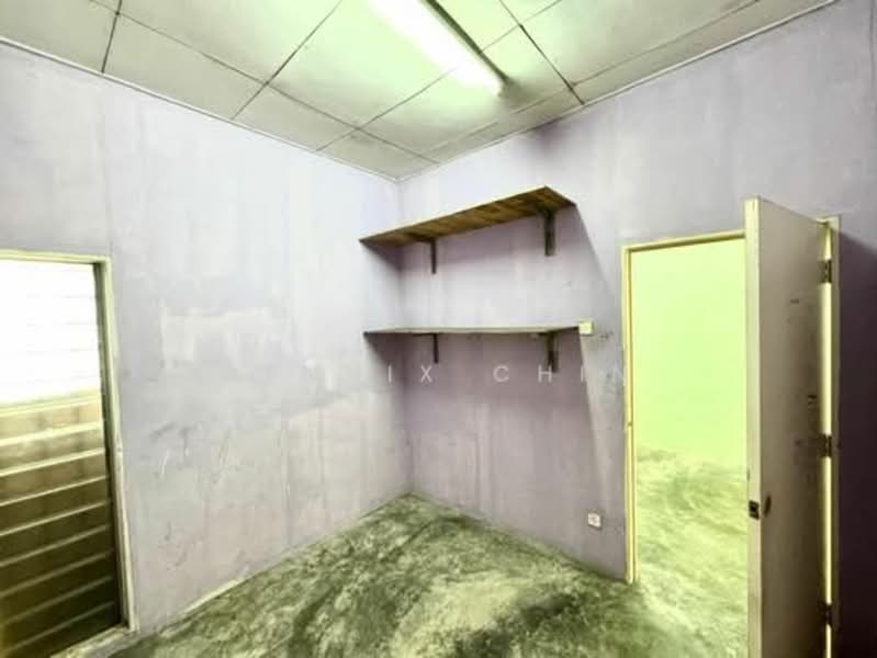 Rumah Teres 1 Tingkat untuk Dijual di Bandar Mahkota Banting (Tanjong Duabelas) - Dennix Chin - Interior - PropertyGuru.com.my