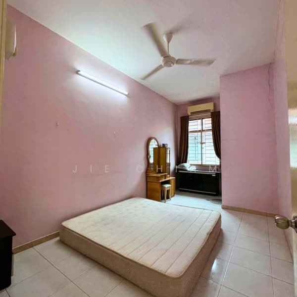 2-storey Terraced House for Rent in Juru (Penang) - Jie Chiam - Bedroom - PropertyGuru.com.my