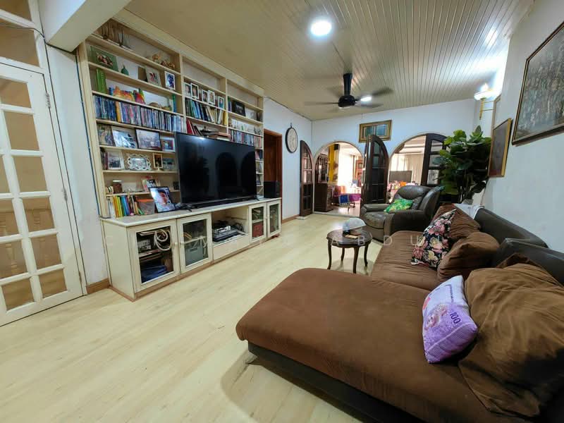 Bungalow for Sale in Taman Melawati (Ulu Kelang) - Cik Maya Abdul - Living Room - PropertyGuru.com.my
