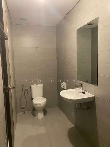 Servis Apartment untuk Disewa di The New Duo @ Edumetro - Ryo Chung - Bathroom - PropertyGuru.com.my