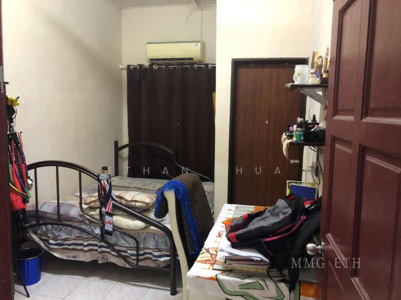 2-storey Terraced House for Sale in Taman Sentosa (Klang) - Ethan Chua - Bedroom - PropertyGuru.com.my