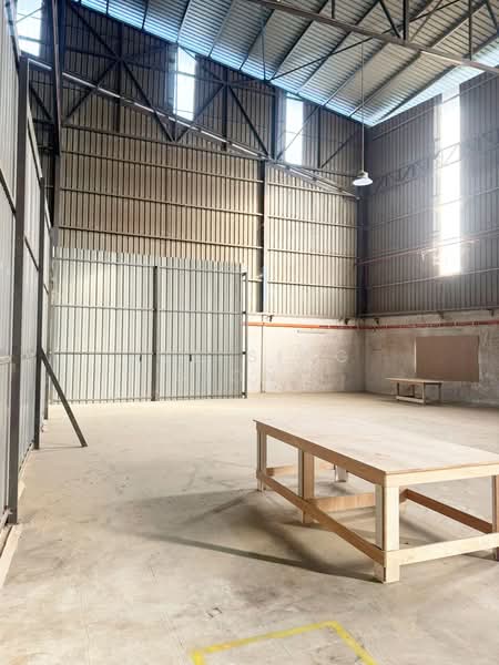 Factory for Rent in Subang (Selangor) - Lee Sing Siong - Interior - PropertyGuru.com.my