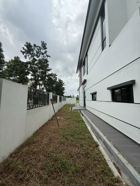 Rumah Berkembar untuk Dijual di Setia Eco Gardens (Gelang Patah) - Loh Lee Peng - PropertyGuru.com.my