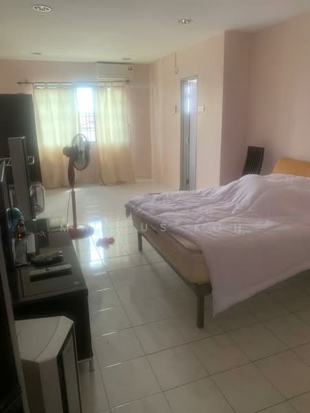 Rumah Teres 3 Tingkat untuk Dijual di Taman Selayang Mulia (Selayang) - Marcus Koh - Bedroom - PropertyGuru.com.my