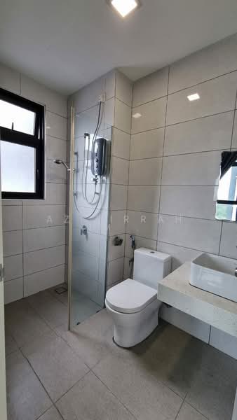 Servis Apartment untuk Dijual di Conezion Residences - Azizirrahim . - Bathroom - PropertyGuru.com.my