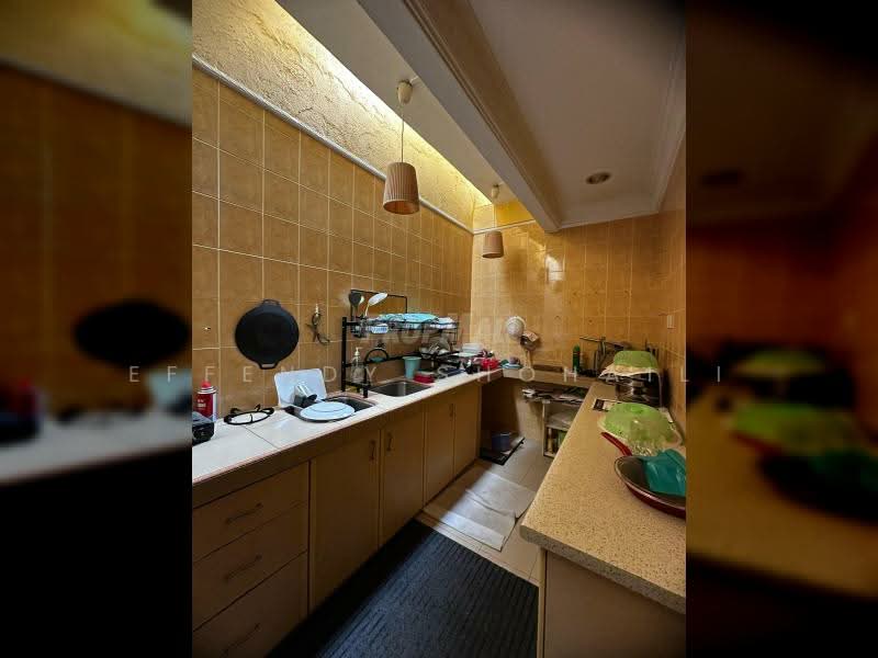 2.5-storey Terraced House for Sale in Setiawangsa (Kuala Lumpur) - Effendy Shohaili - Kitchen - PropertyGuru.com.my
