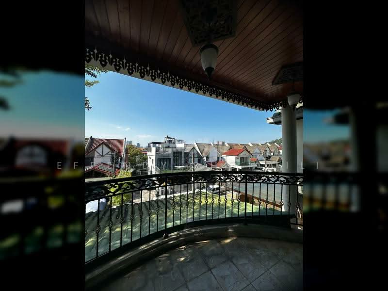 2.5-storey Terraced House for Sale in Setiawangsa (Kuala Lumpur) - Effendy Shohaili - Balcony - PropertyGuru.com.my