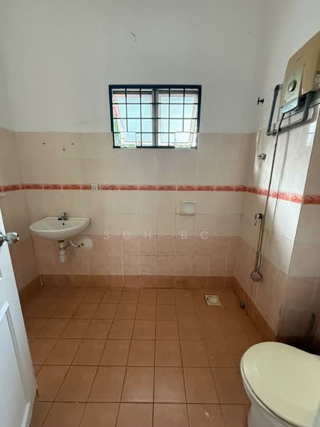 Rumah Teres 2 Tingkat untuk Dijual di Subang Jaya (Selangor) - Soh BC - Bathroom - PropertyGuru.com.my