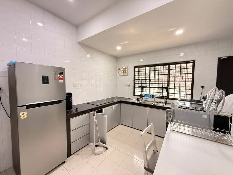 Rumah Teres 1 Tingkat untuk Dijual di Taman Johor Jaya (Johor Bahru) - Sausa Lee - Kitchen - PropertyGuru.com.my